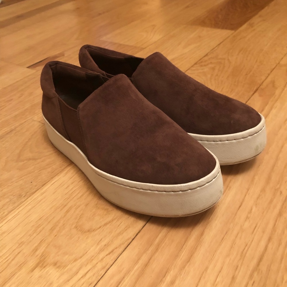 VINCE WARREN SLIP ON’s size 7
